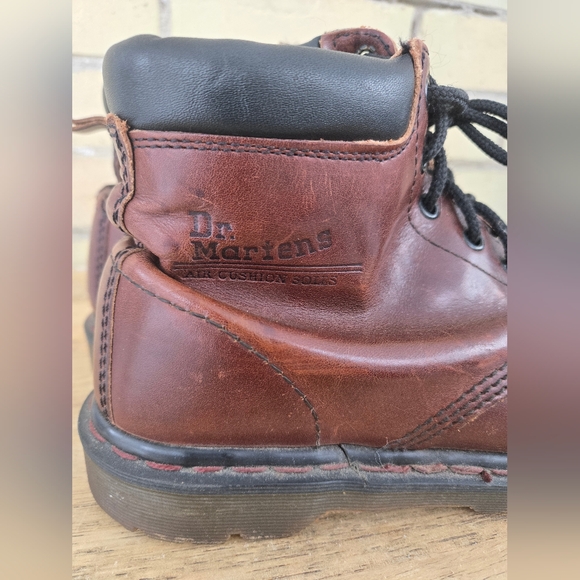 Vintage Hiker Style Dr. Martens - Picture 2 of 10
